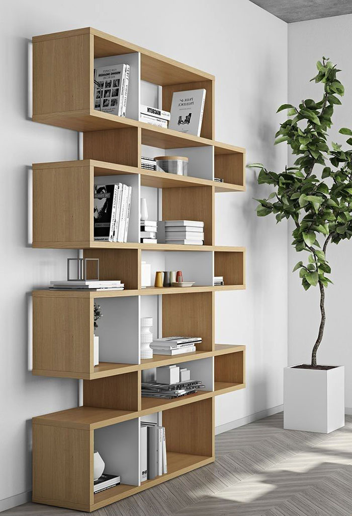 Kệ sách gỗ so le sáng tạo